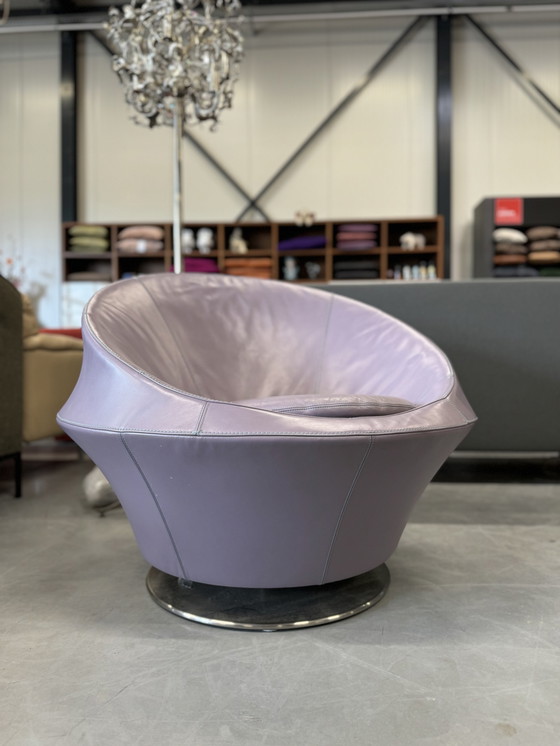 Image 1 of Leolux Ophelia Armchair Lilac Leather