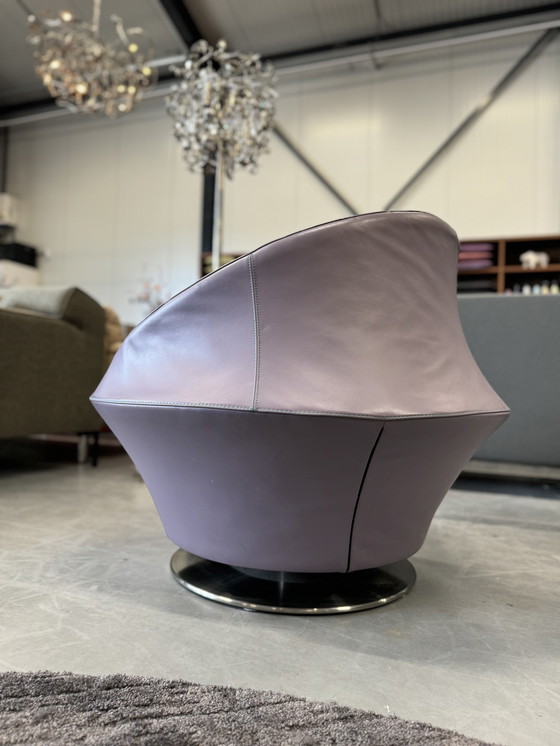 Image 1 of Leolux Fauteuil Ophelia Cuir lilas