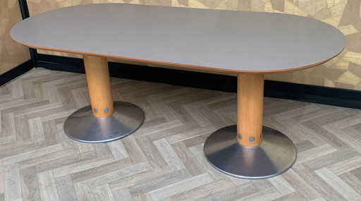 Arco diabolo dining/meeting table