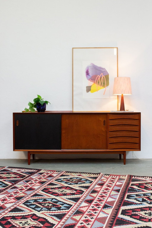 Arne Vodder Sibast Os29 Triennale sideboard chest of drawers teak