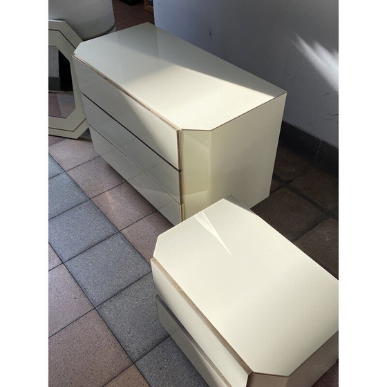 Image 1 of Coppia di cassettiere laccate e specchio vintage, 1980