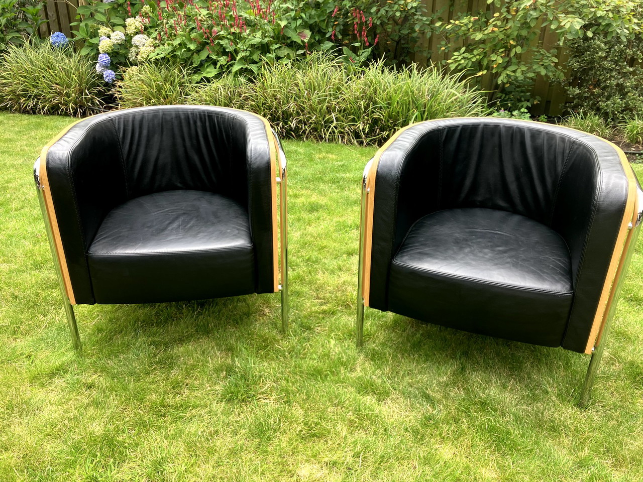 2x poltrona Thonet S3001 Christoph Zschocke 1990 + tavolino ovale