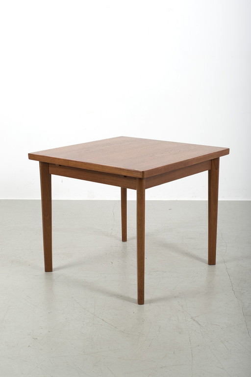 Vintage extendable table