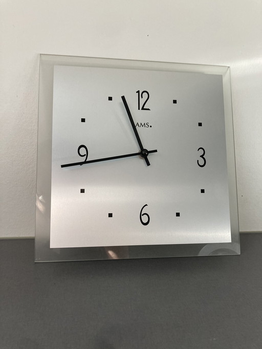 Wall clock, Brand AMS