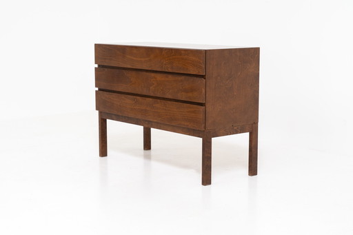 Classic chest of drawers in rosewood (Denmark, 1960s).