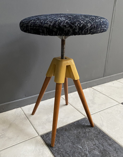 Piano Stool Adjustable In Height