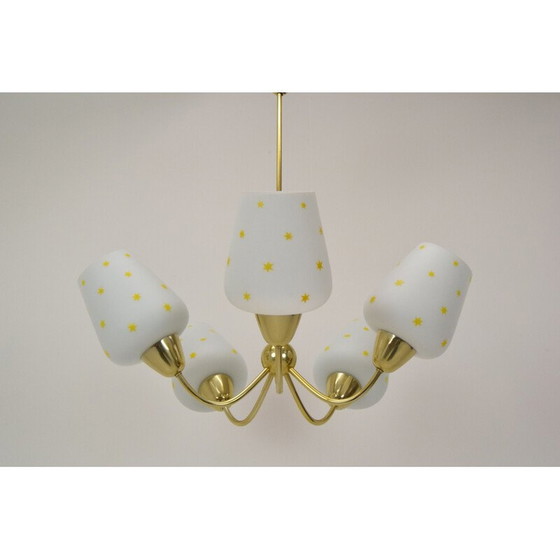 Image 1 of Lampadario in vetro e ottone di metà secolo, Cecoslovacchia, anni '60