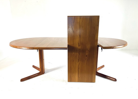 Image 1 of Xxl Extendable Danish Table