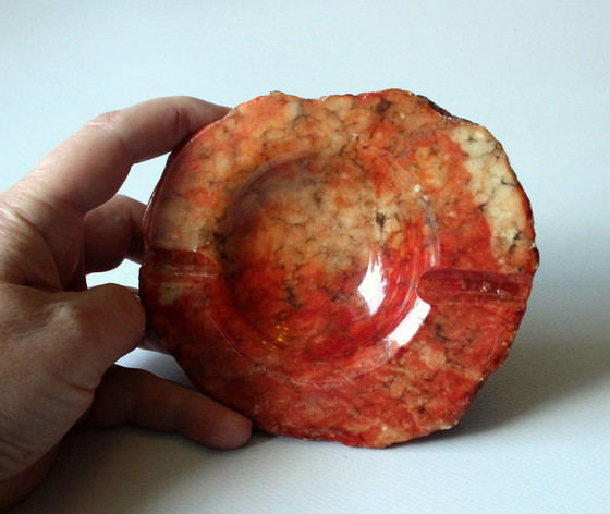 Image 1 of Ashtray onyx/alabaster