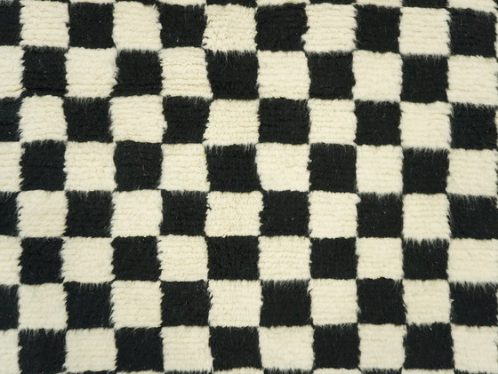 Image 1 of Tapis berbère - 247 cm x 151 cm - laine blanche et noire