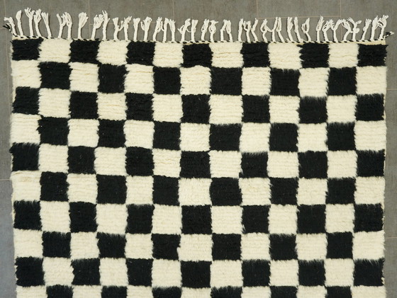 Image 1 of Tapis berbère - 247 cm x 151 cm - laine blanche et noire