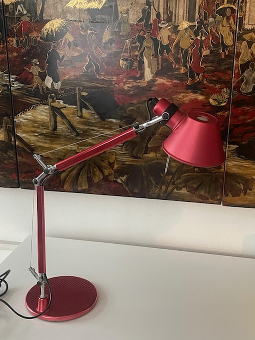 Artemide Tolomeo micro lampe à poser rouge