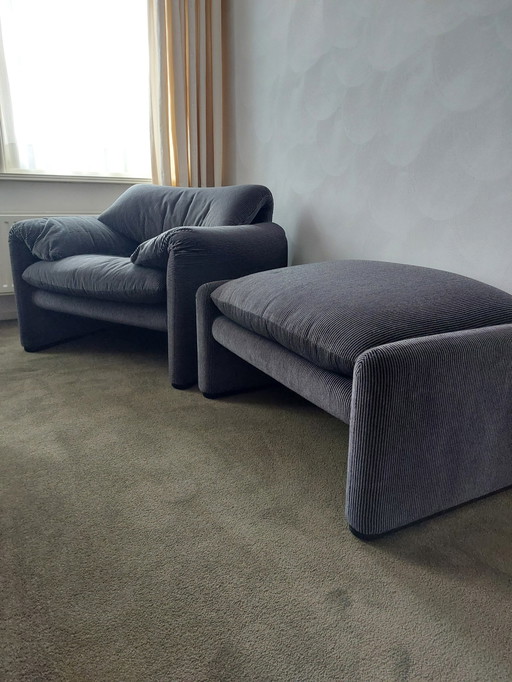 Cassina Maralunga armchair with ottoman