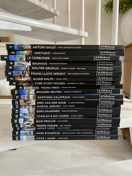 Taschen - Volkskrant World architects – books