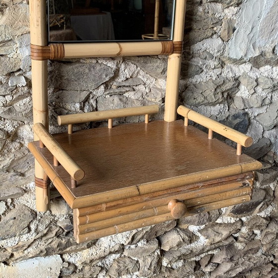 Image 1 of Specchio da parete vintage con 1 cassetto in rattan