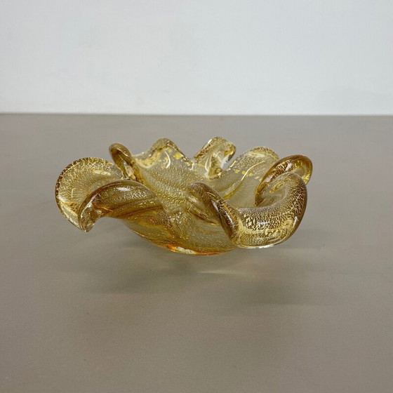 Image 1 of Vintage glass shell ashtray in Murano gold glass by Barovier and Toso, Italy 1970s