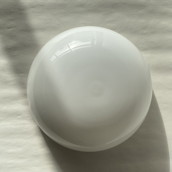 Image 1 of Grande applique da soffitto mezza sferica mezza luna 30 cm vetro opalino bianco