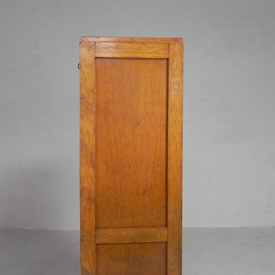 Image 1 of Armoire à volets roulants en chêne avec 2 volets, hauteur 145 cm