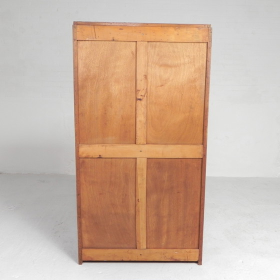 Image 1 of Oak shutter cabinet with 2 shutters, 145 cm high