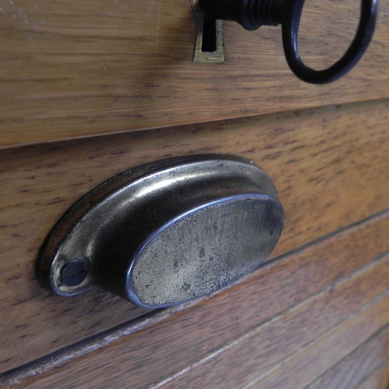 Image 1 of Oak shutter cabinet with 2 shutters, 145 cm high