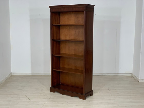 Image 1 of Colonial style bookcase shelf bookcase