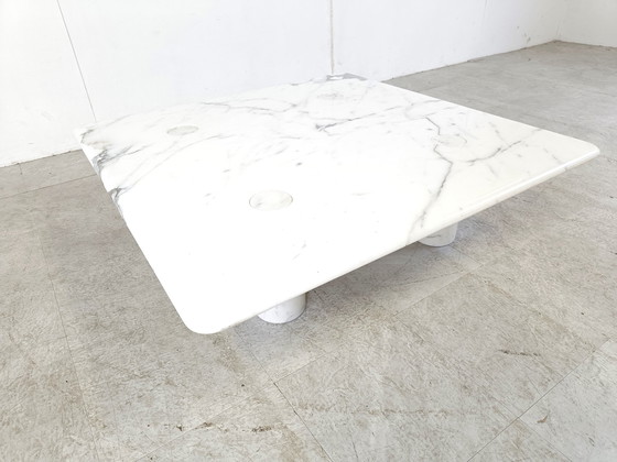 Image 1 of Vintage carrara marble coffeetable