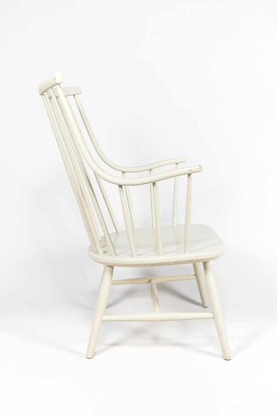 Image 1 of Chaise fléchée Nesto par Lena Larsson