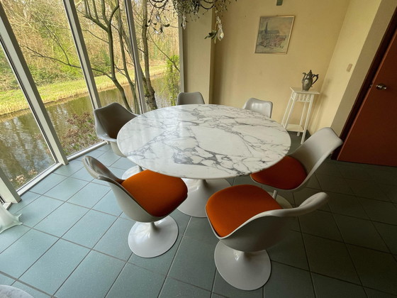 Image 1 of Tulip dining table