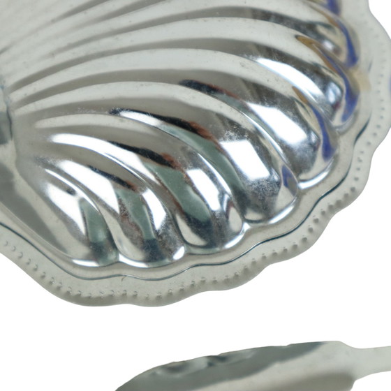 Image 1 of Shell Butter Bowl With Knife