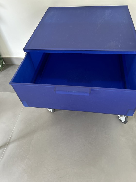 Image 1 of Kartell Mobil Cobalt Blue