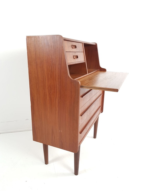 Image 1 of Mobiletto danese vintage | Cassetti in teak