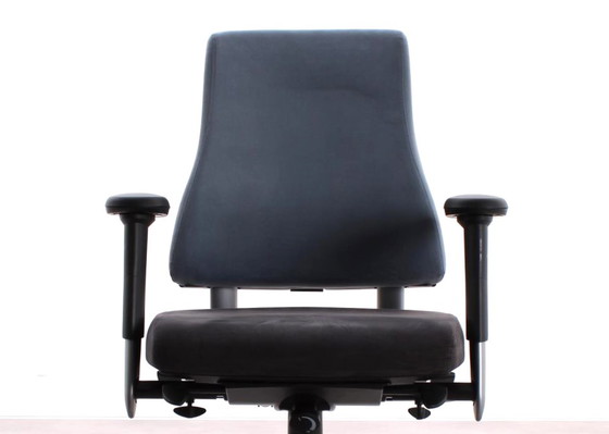 Image 1 of BMA Axia 2.2 office chair