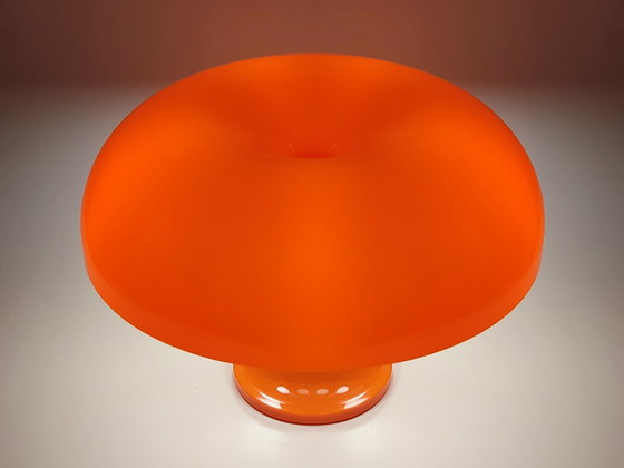 Image 1 of Lampada da tavolo bianca retrò in stile spaziale