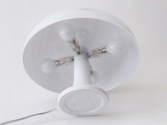 Image 1 of Lampada da tavolo bianca retrò in stile spaziale