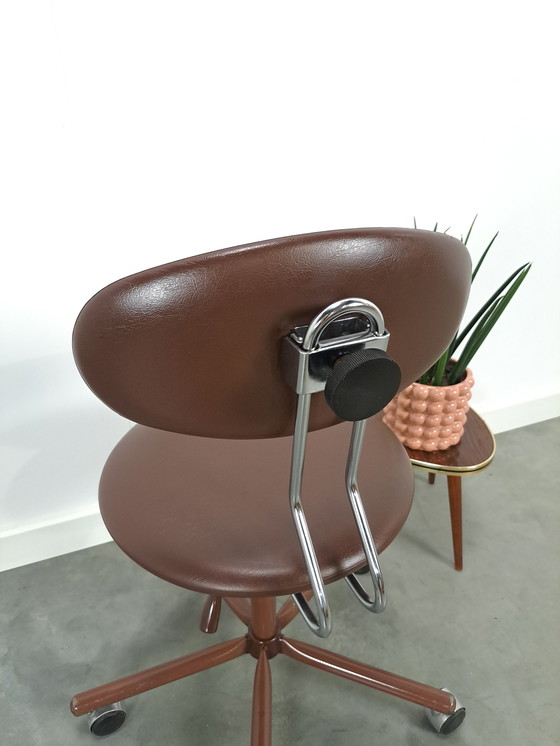 Image 1 of Brown Design Kovonaa Swivel Office Chair