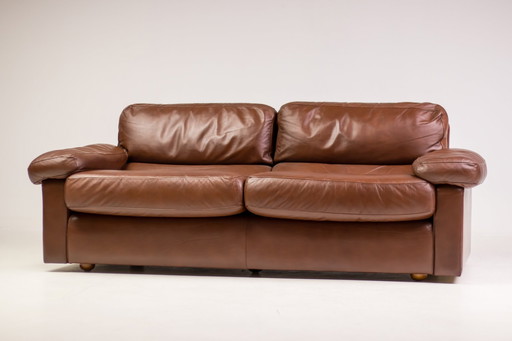 Poltrona Frau Petronio Sofa