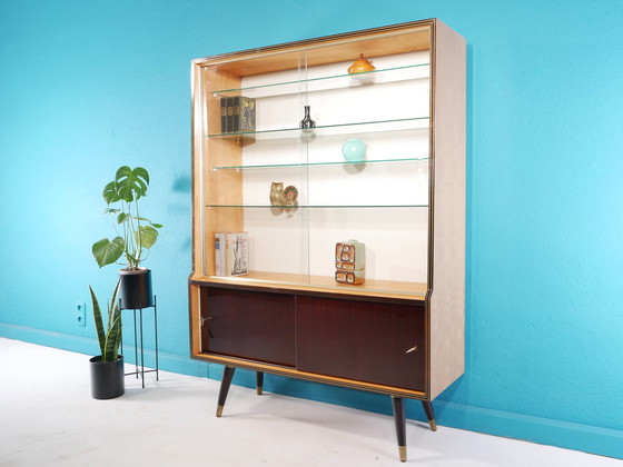 Image 1 of Highboard original avec grande vitrine des années 60