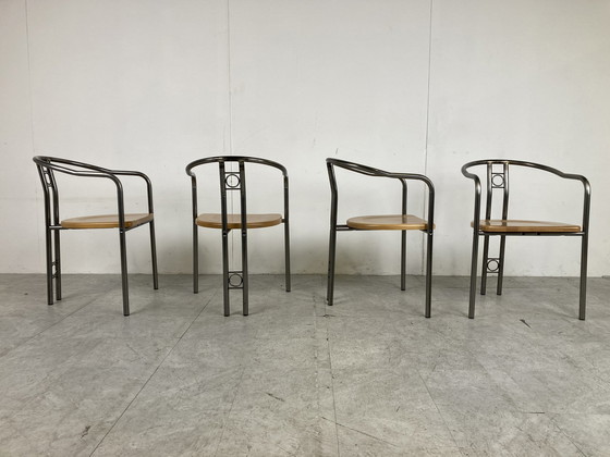 Image 1 of Chaises et table de salle à manger post-moderne