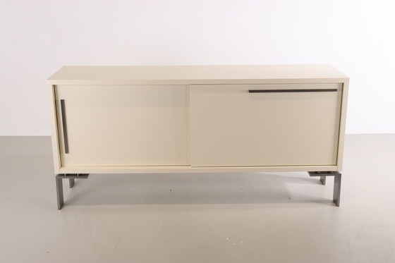 Image 1 of Buffet/TV