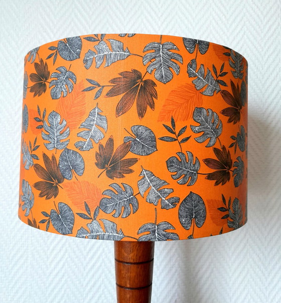 Image 1 of Art Deco Wooden Lamp With Foliage Lampshade