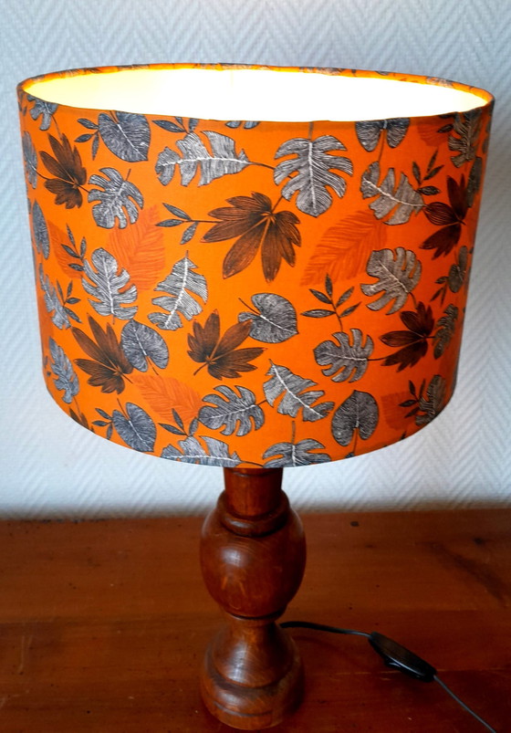 Image 1 of Art Deco Wooden Lamp With Foliage Lampshade