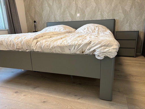 Bedstead Carlton 180X200 Mouse Gray