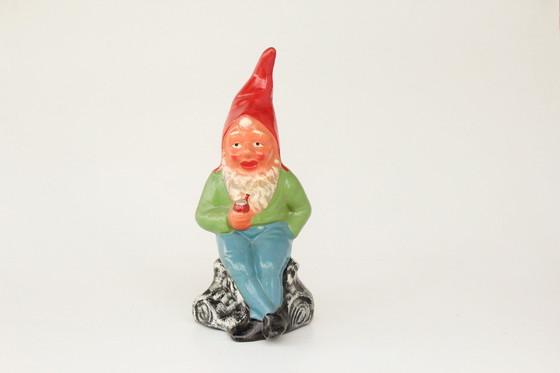Image 1 of Ddr Garden Gnome Sitting With Pipe, Griebel