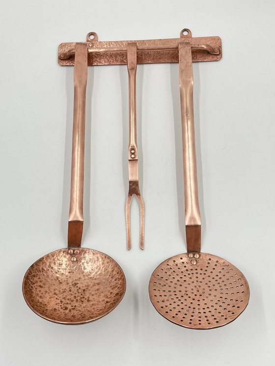 Image 1 of Kitchen Cutlery With Pink Copper Arch