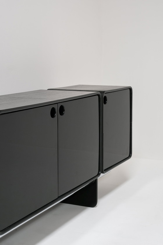 Image 1 of Raro mobile brutalista belga degli anni '60 in lacca nera per pianoforte