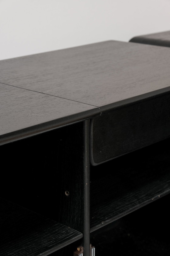 Image 1 of Raro mobile brutalista belga degli anni '60 in lacca nera per pianoforte