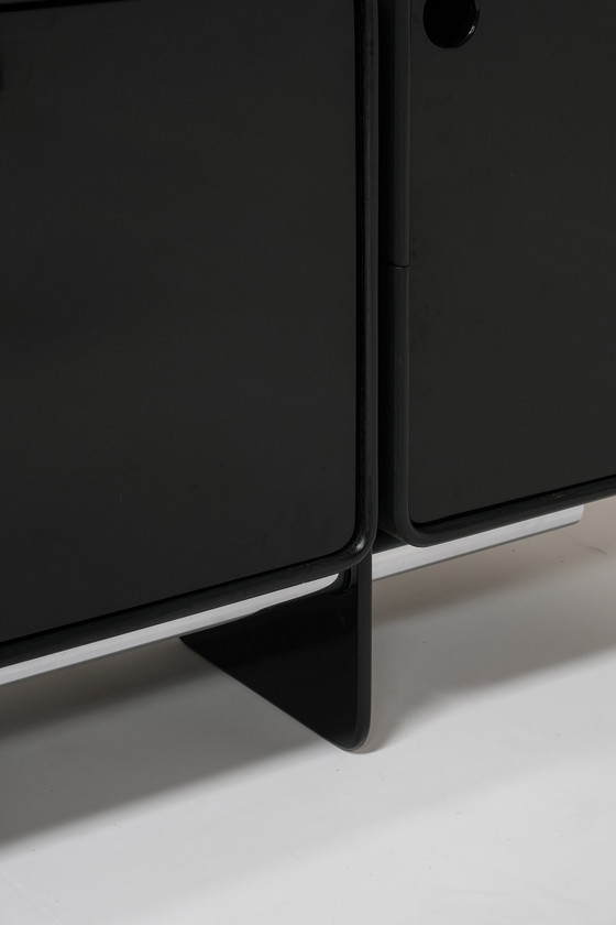 Image 1 of Raro mobile brutalista belga degli anni '60 in lacca nera per pianoforte