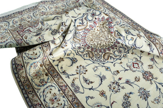 Image 1 of Hand-knotted Nain 9 La With Silk - Oriental Rug 310 X 203 Cm