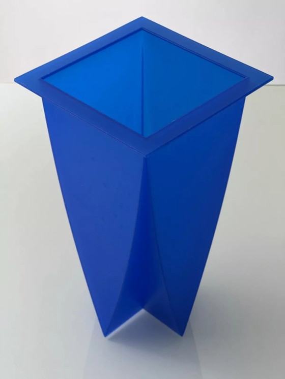 Image 1 of Marcello Morandini Posmoderno/Era Espacial Azul Timo Magis Jarrón 1980'S Italia