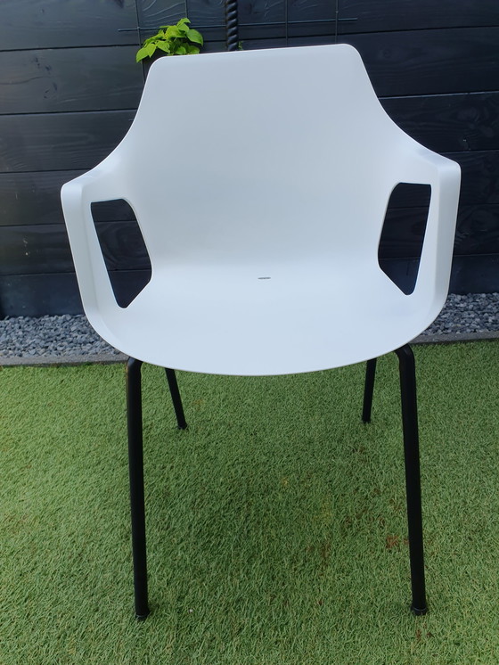 Image 1 of Colos Vesper 2 chair